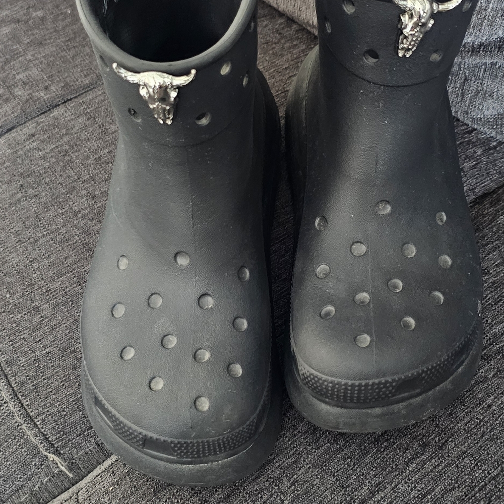 Crocs Crush Waterproof Lightweight Boot Black Adult Women's Size 8 Men's 6